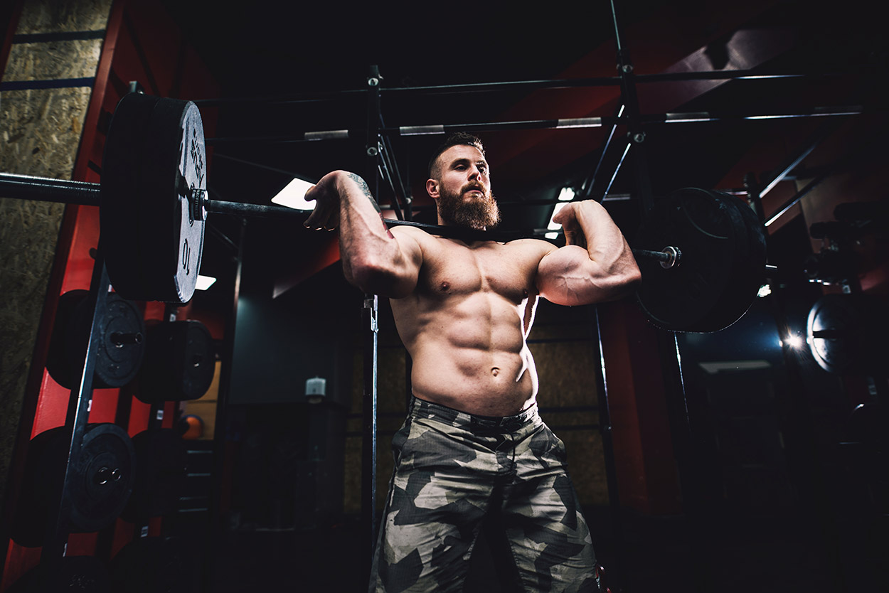 Muscular man powerlifting